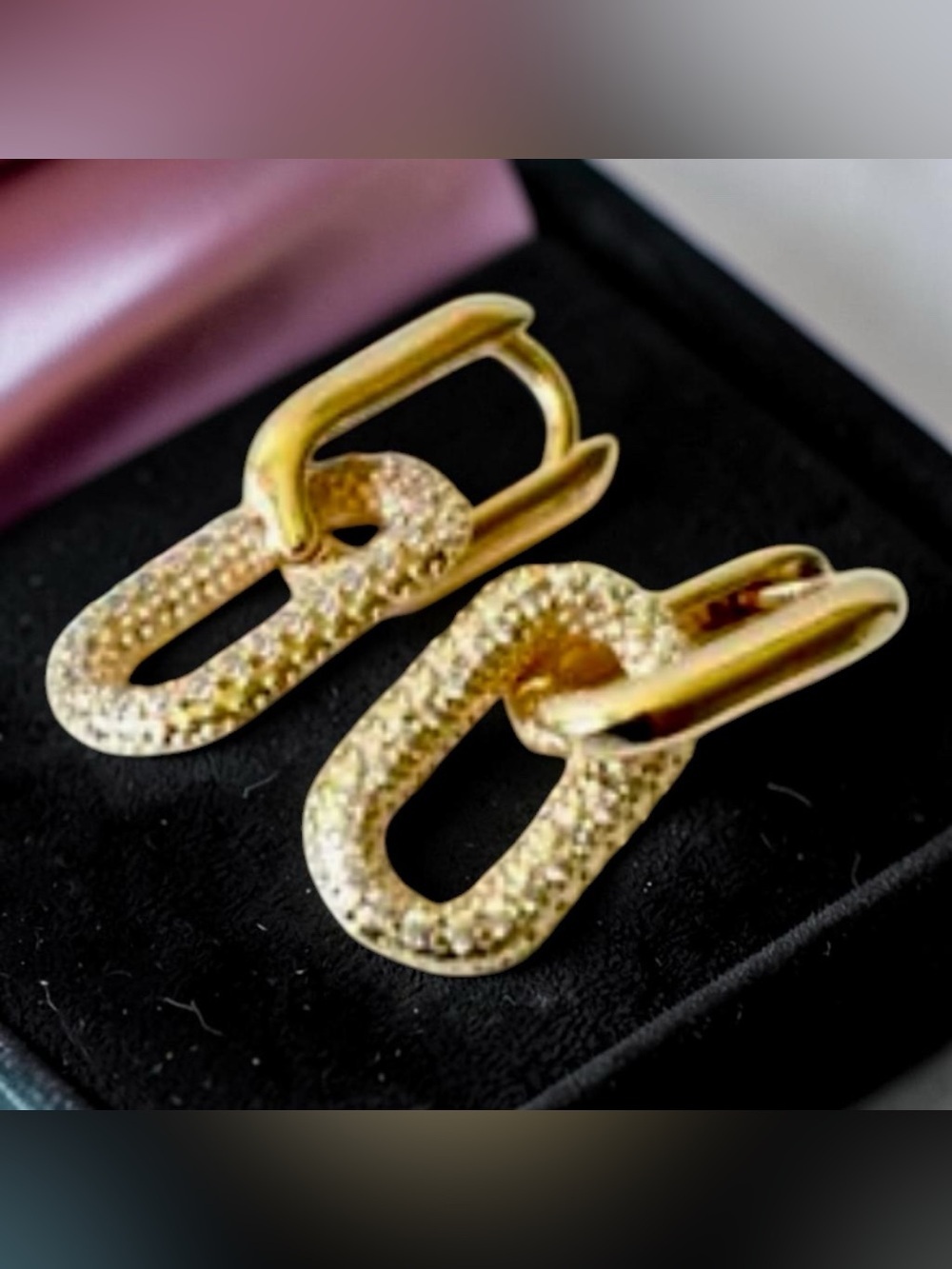 Banana Republic Gold Crystal Link Drop Earrings 💛✨